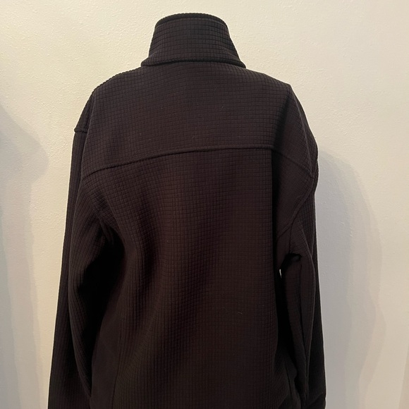 New Balance Black Performance Jacket - Picture 3 of 13